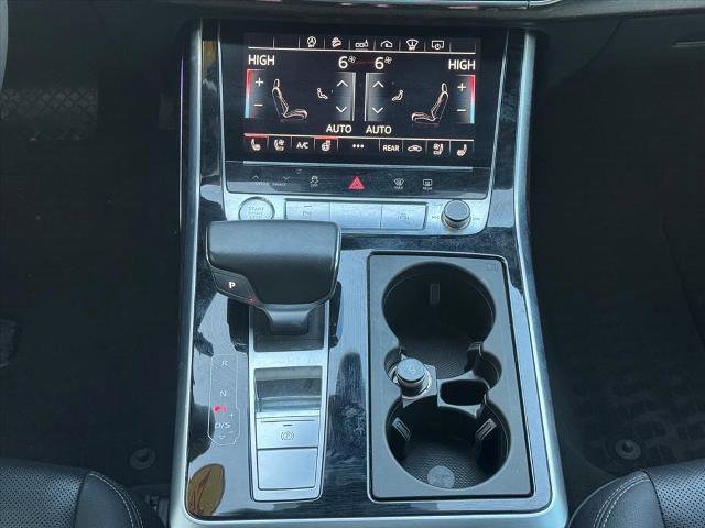 Used 2019 Audi Q8 Prestige image 16