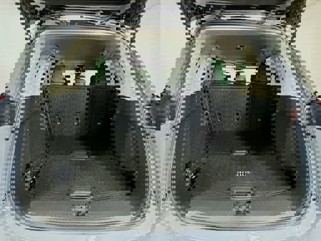 Used 2024 Nissan Rogue SL image 21