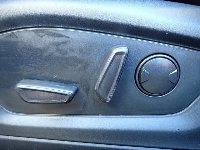 Certified 2023 Ford Explorer XLT w/ Equipment Group 202A image 23