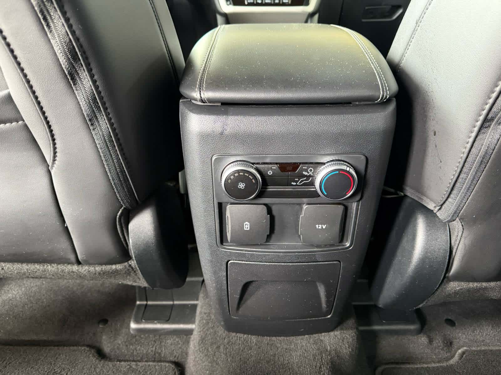 Certified 2023 Ford Explorer XLT w/ Equipment Group 202A AWD/4WD image 13