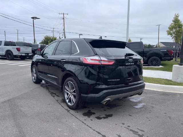 Certified 2024 Ford Edge Titanium w/ Equipment Group 301A AWD/4WD image 3