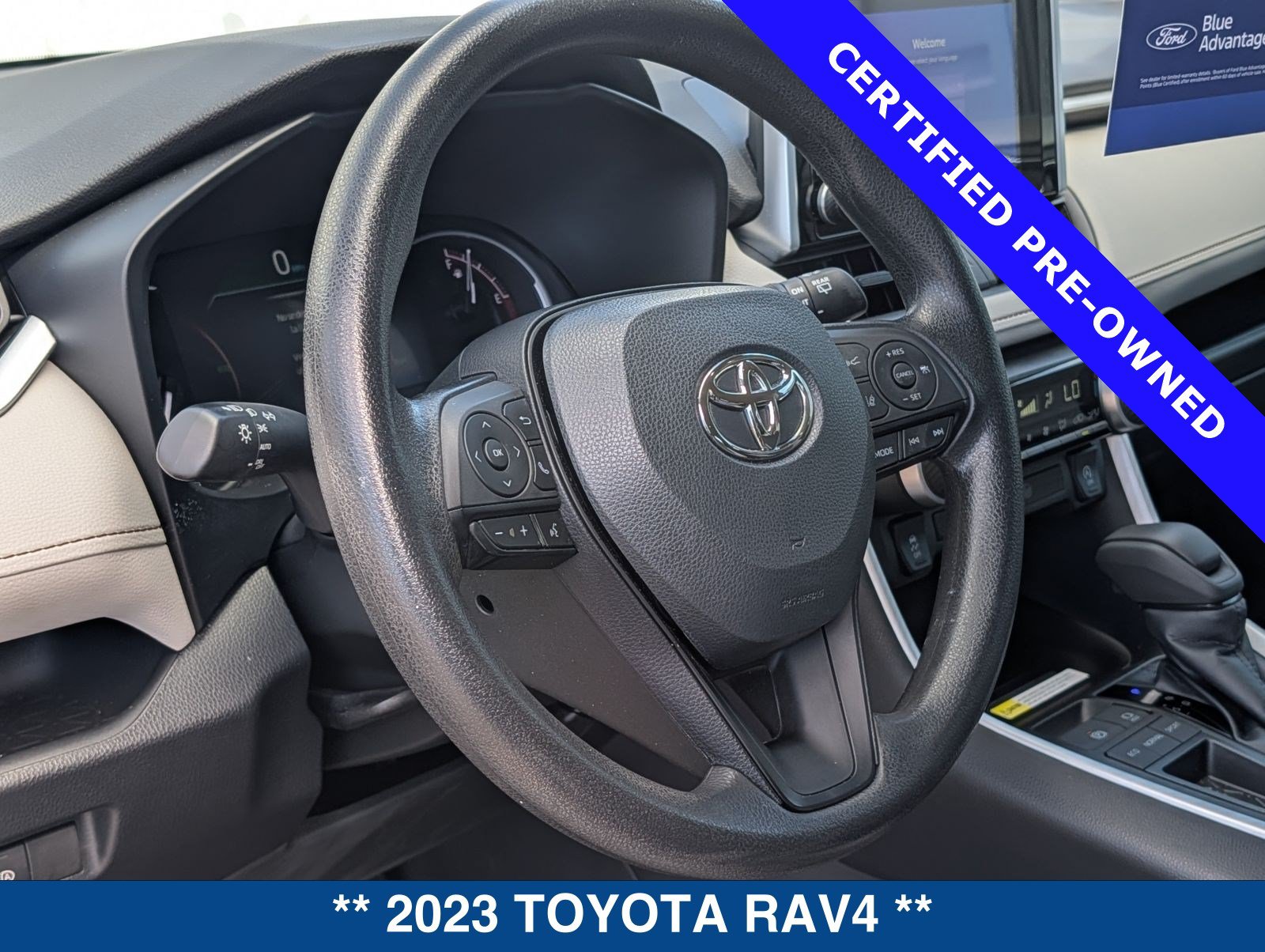 Used 2023 Toyota RAV4 XLE FWD image 22