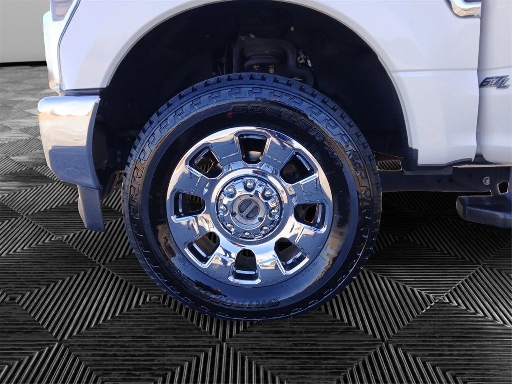 Certified 2019 Ford F250 Lariat w/ Chrome Package image 15