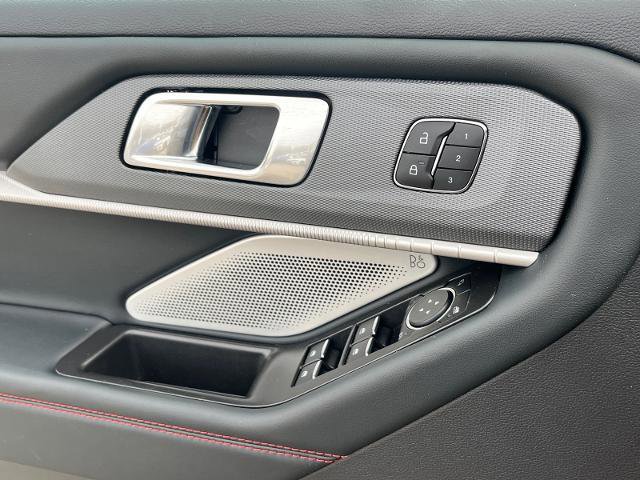 Certified 2025 Ford Explorer ST w/ Sun And Sound Package image 16