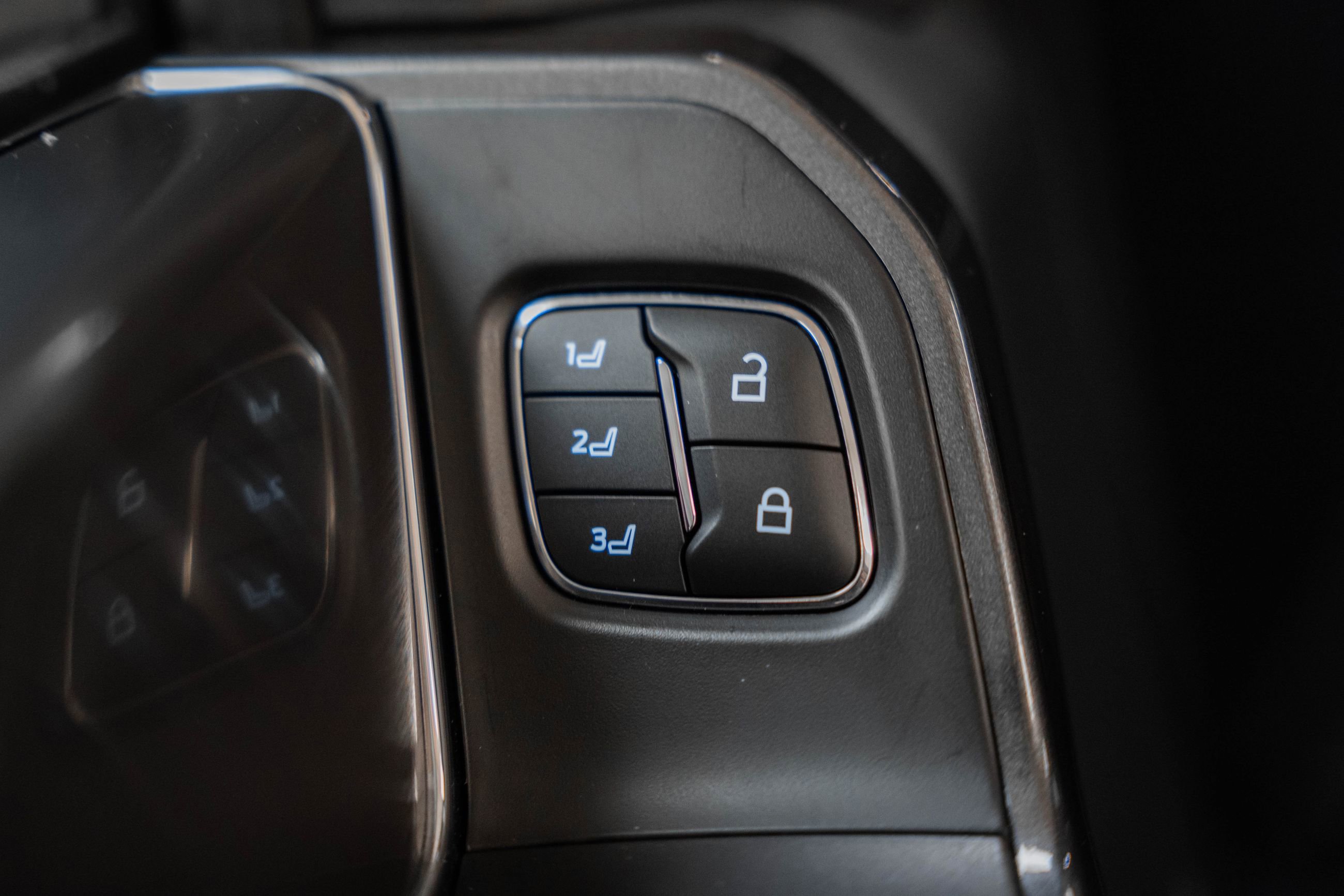 Certified 2021 Ford F150 Lariat w/ Equipment Group 502A High image 47