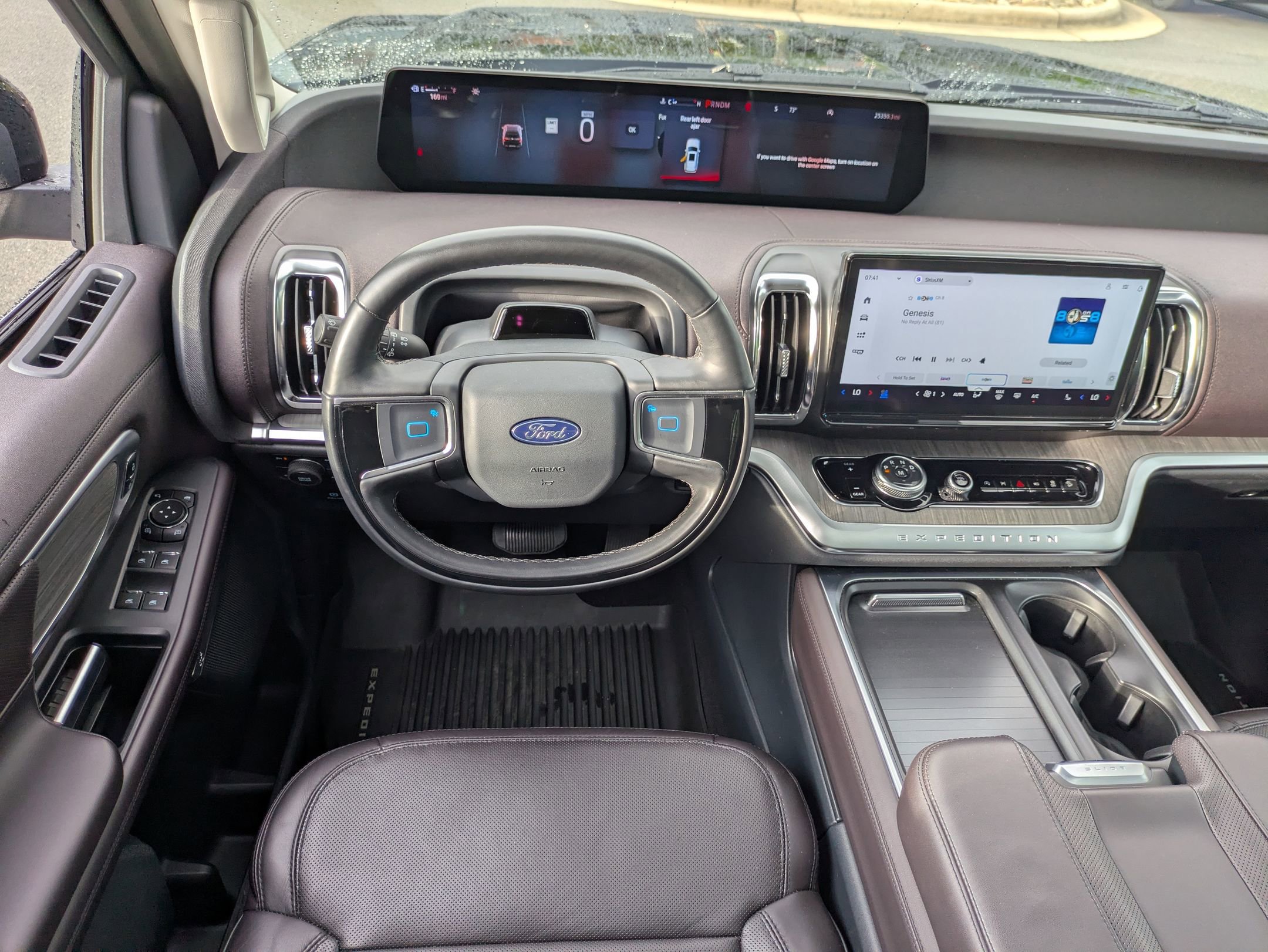 Certified 2025 Ford Expedition Platinum w/ Platinum Ultimate Package AWD/4WD image 31