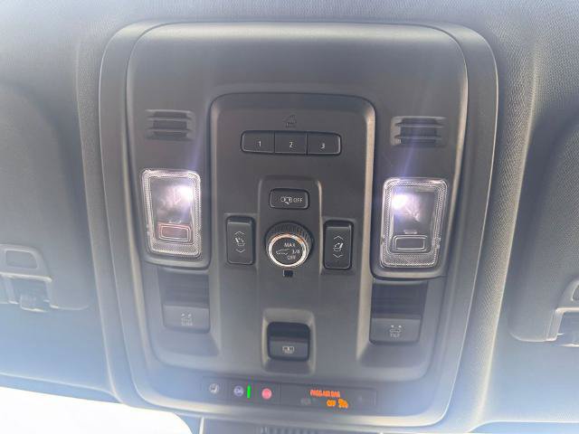 Used 2024 Chevrolet Tahoe Z71 w/ Luxury Package AWD/4WD image 26