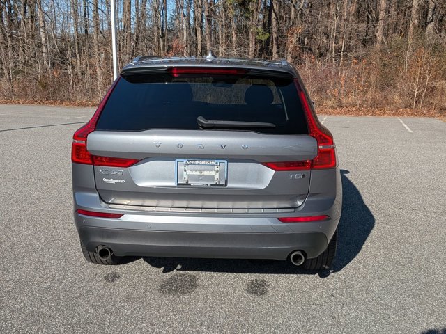 Used 2020 Volvo XC60 T5 Momentum w/ Protection Package Premier image 4
