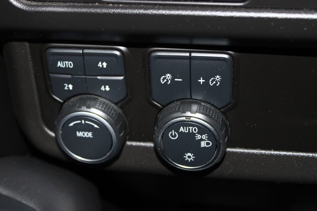 Used 2021 Chevrolet Tahoe Z71 image 44