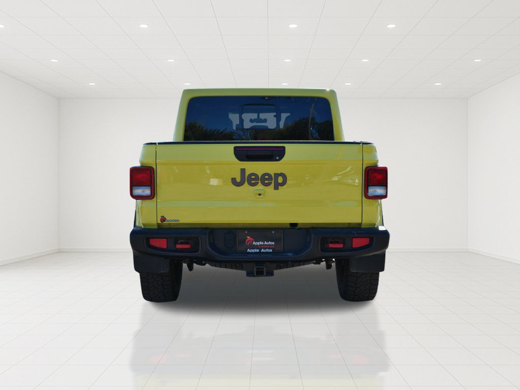 Used 2023 Jeep Gladiator Rubicon w/ Cold Weather Group AWD/4WD image 5