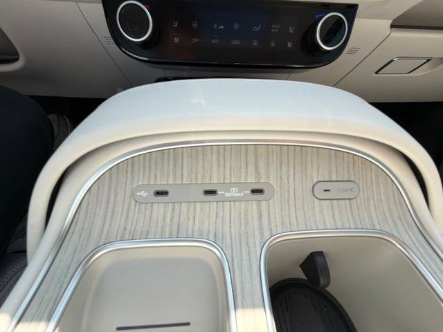 Used 2026 Hyundai Palisade Calligraphy AWD/4WD image 32