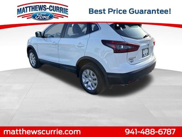 Used 2020 Nissan Rogue Sport S image 2
