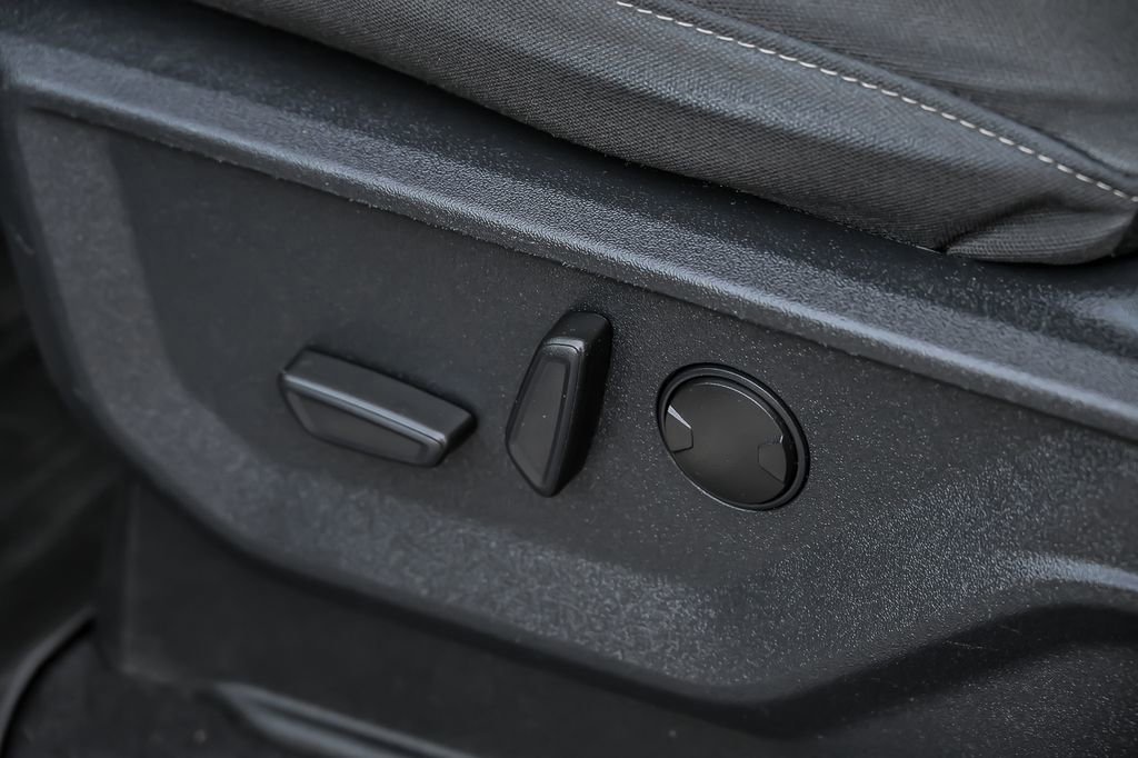 Certified 2023 Ford F150 XLT w/ Equipment Group 302A High image 20