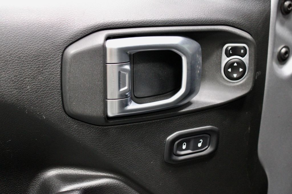Used 2019 Jeep Wrangler Unlimited Rubicon AWD/4WD image 23