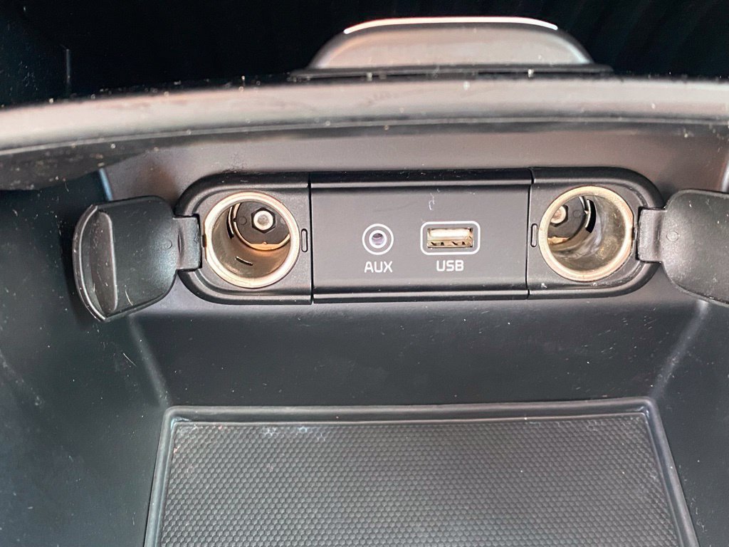 Used 2020 Kia Sorento L FWD image 18