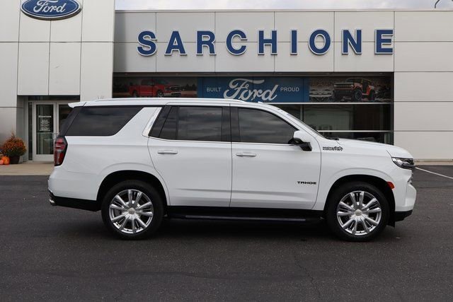 Used 2021 Chevrolet Tahoe High Country image 2