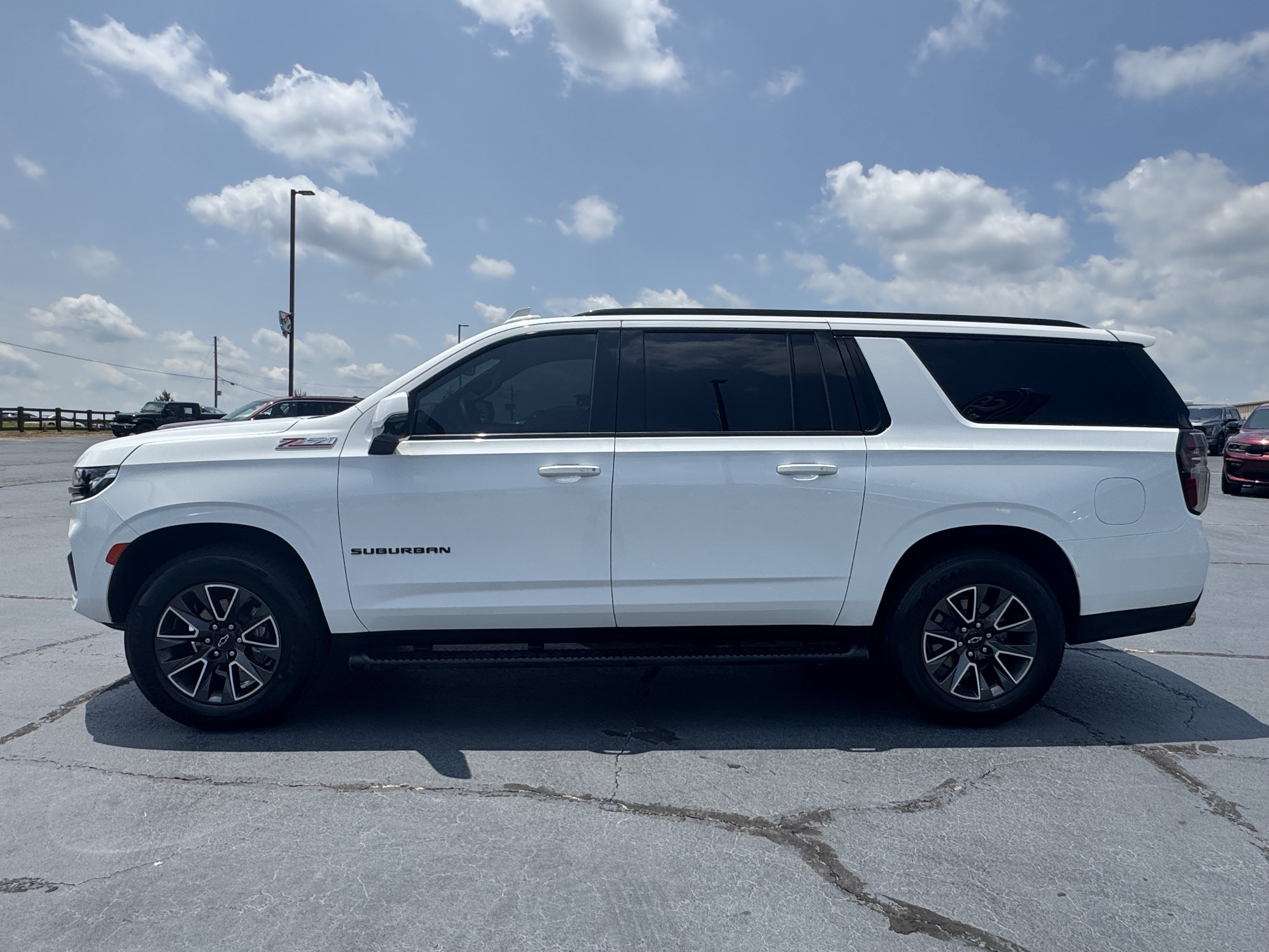 Used 2023 Chevrolet Suburban Z71 w/ Off-Road Capability Package AWD/4WD image 8