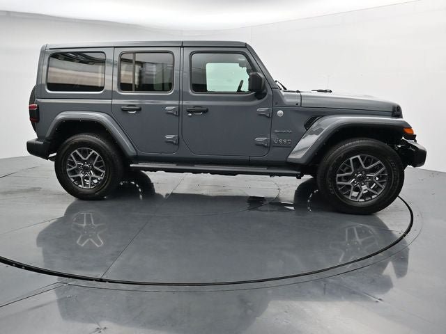 Used 2024 Jeep Wrangler Unlimited Sahara w/ Safety Group AWD/4WD image 12