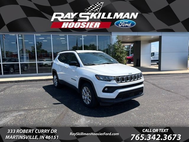 Used 2023 Jeep Compass Latitude AWD/4WD image 1