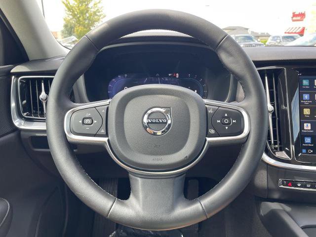Used 2025 Volvo S60 B5 Core image 12