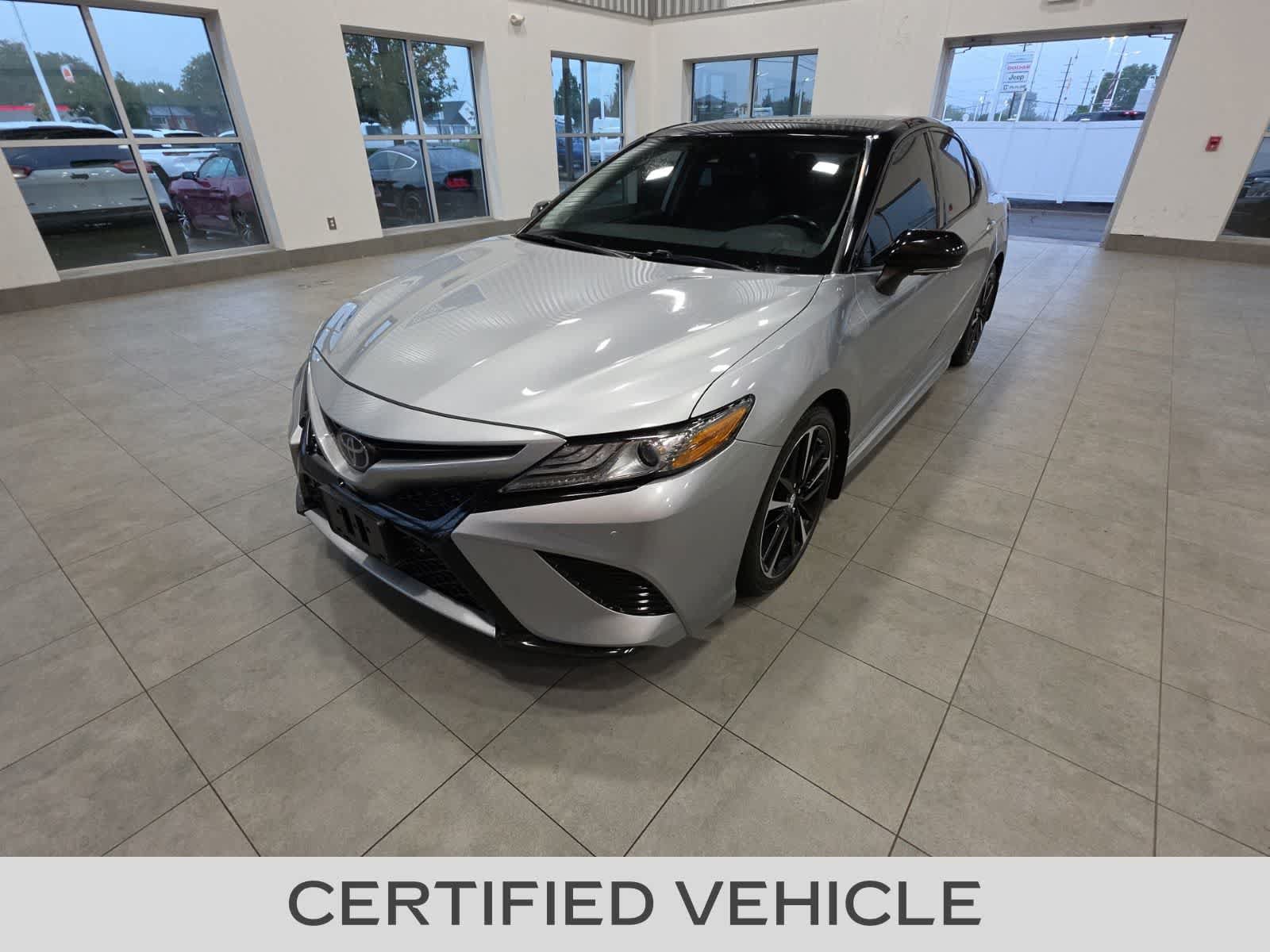 Used 2019 Toyota Camry FWD image 1