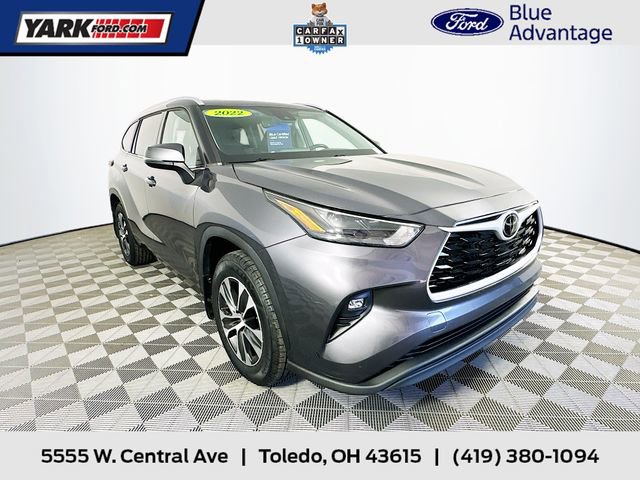 Used 2022 Toyota Highlander XLE