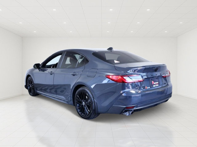 Used 2025 Toyota Camry SE w/ Multimedia Upgrade Package AWD/4WD image 4