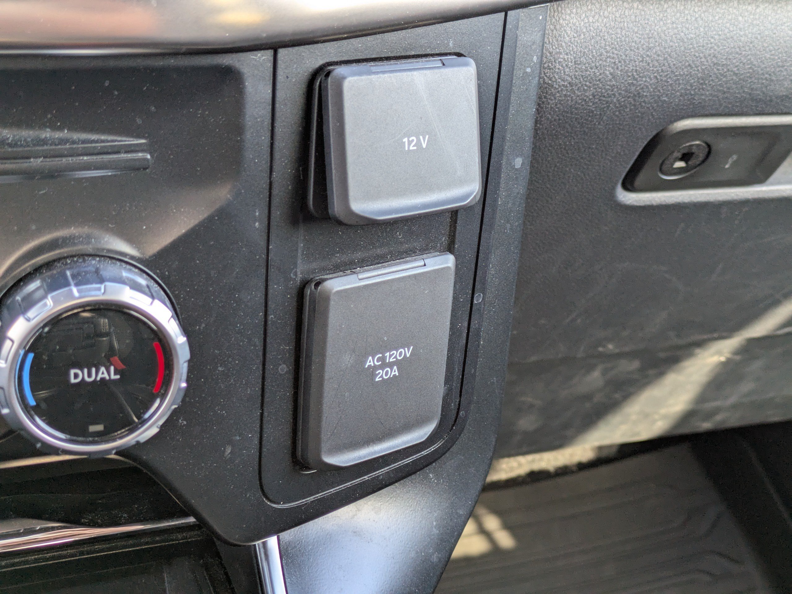 Certified 2023 Ford F150 Raptor AWD/4WD image 33