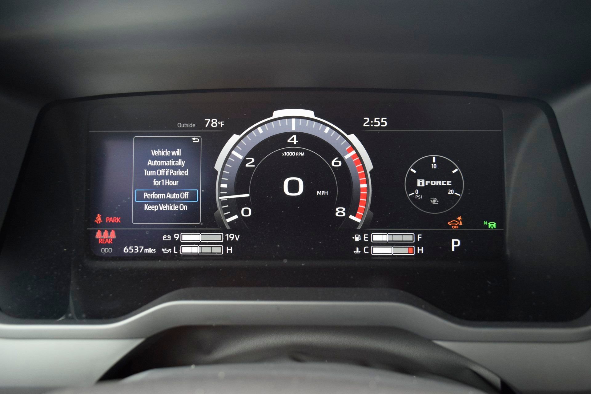 Used 2025 Toyota Tundra Platinum image 14