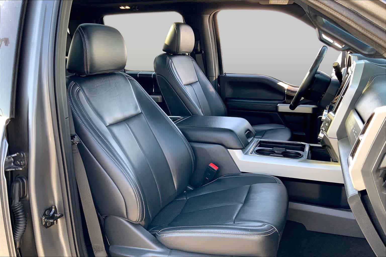 Certified 2022 Ford F250 Lariat w/ Lariat Ultimate Package AWD/4WD image 9