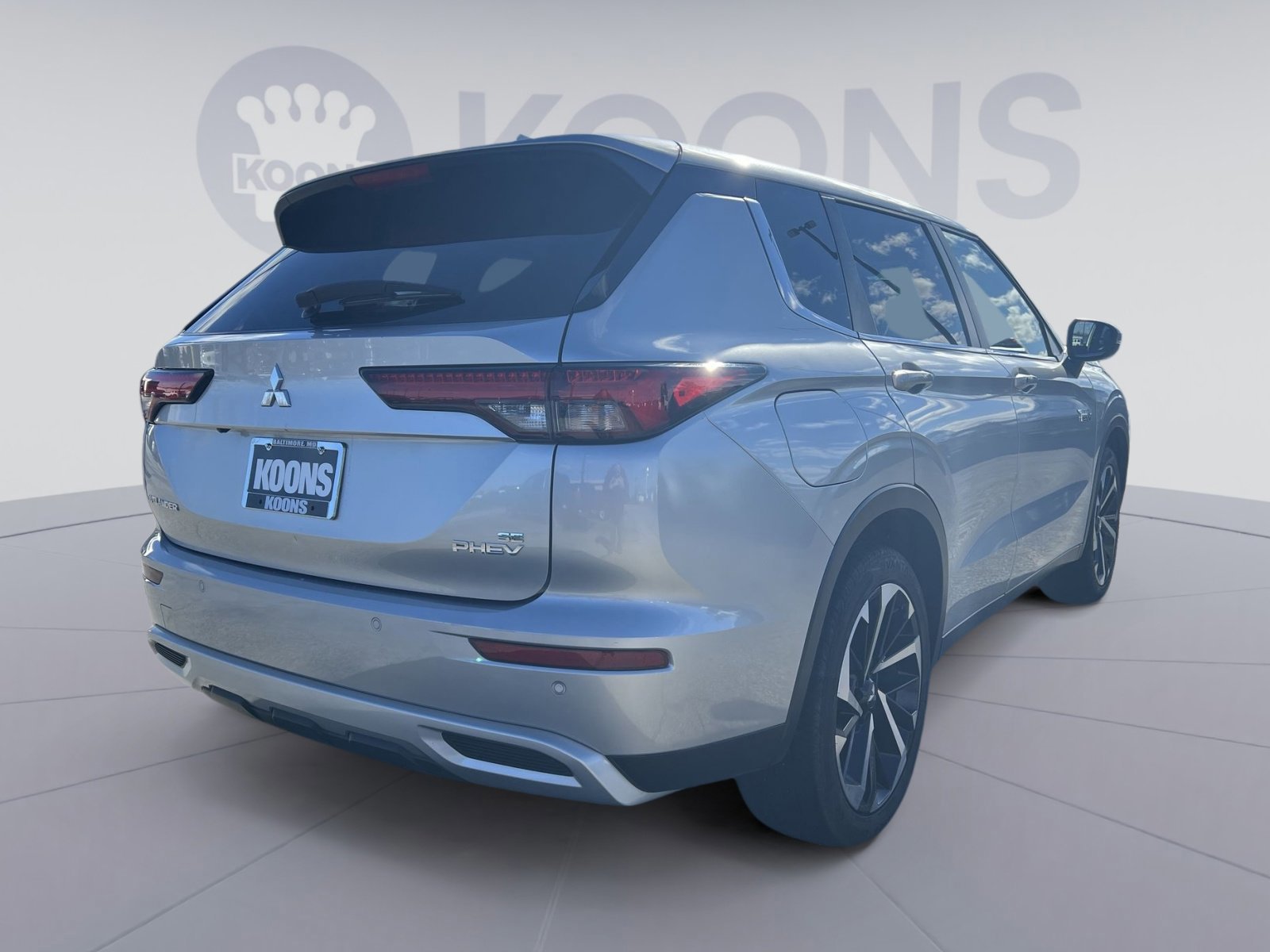 Used 2023 Mitsubishi Outlander SE image 4