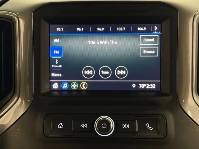 Used 2020 Chevrolet Silverado 1500 Custom w/ Custom Value Package AWD/4WD image 25