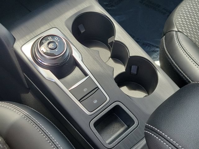 Certified 2025 Ford Escape SE FWD image 31