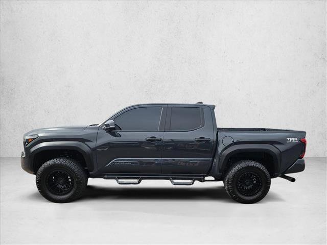 Used 2024 Toyota Tacoma TRD Off-Road w/ TRD Off Road Premium Package AWD/4WD image 9