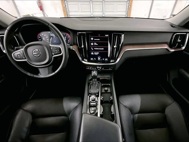 Used 2020 Volvo S60 T6 Momentum AWD/4WD image 14