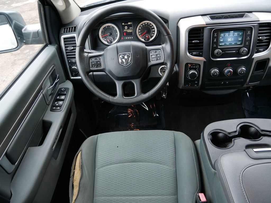 Used 2017 RAM 1500 Classic SLT image 12