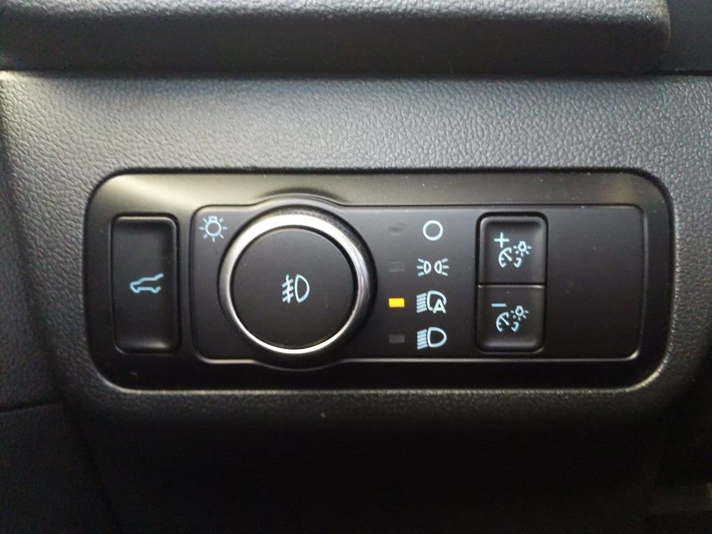 Certified 2022 Ford Escape SEL w/ SEL Stealth AWD Package image 25