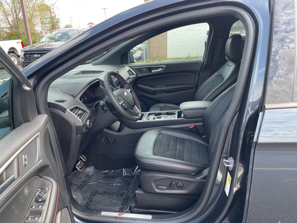 Certified 2023 Ford Edge ST-Line AWD/4WD image 13