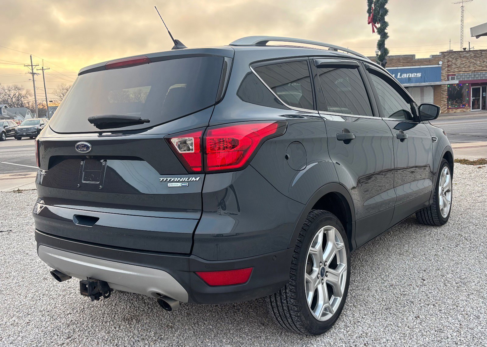 Certified 2019 Ford Escape Titanium image 5