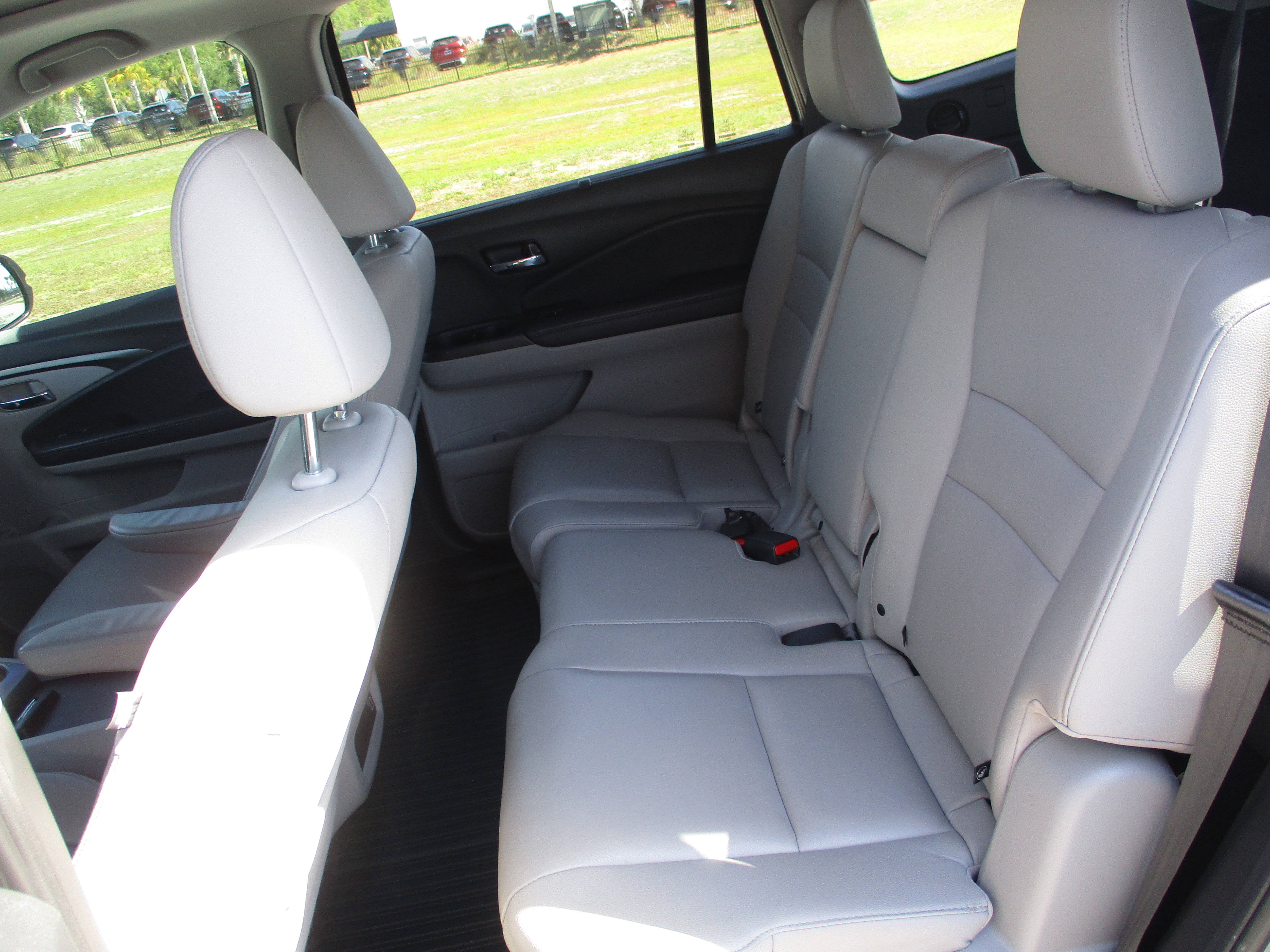 Used 2022 Honda Pilot Special Edition image 11