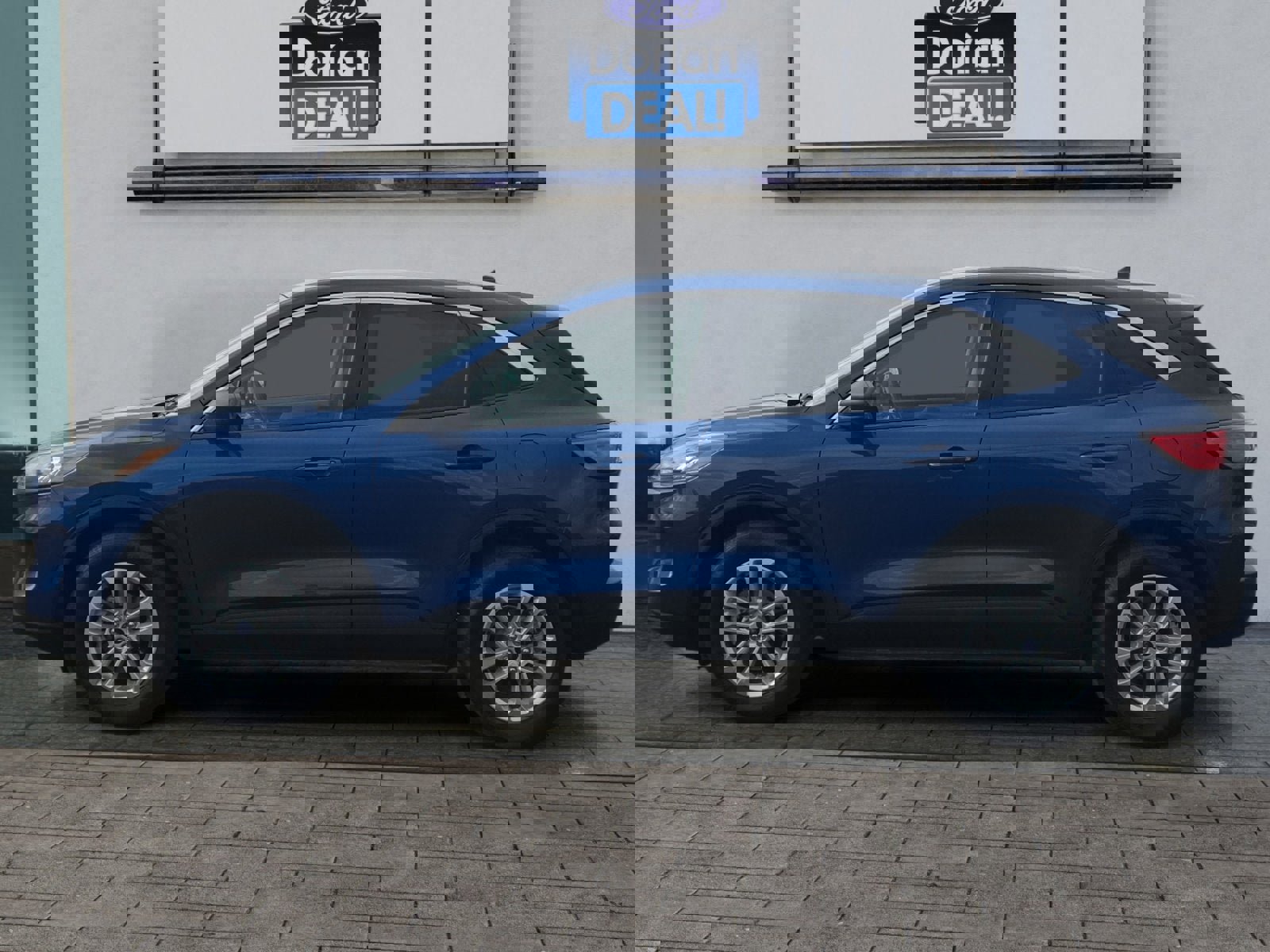 Certified 2022 Ford Escape SE w/ Cold Weather Package image 2