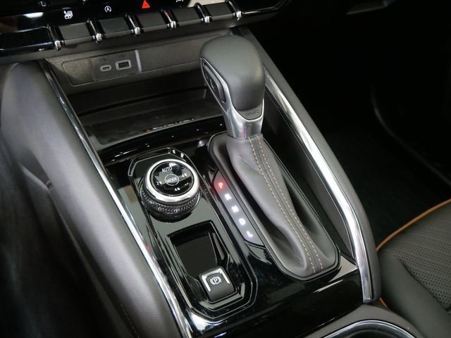 Used 2023 GMC Canyon AT4 w/ AT4 Premium Package image 21