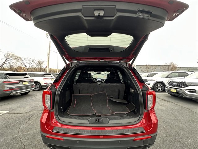 Certified 2022 Ford Explorer ST-Line image 42