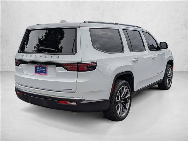 Used 2022 Jeep Wagoneer Series III w/ Premium Group I RWD image 5