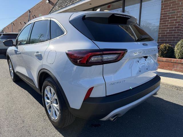 Certified 2025 Ford Escape Active w/ Active Premium Tech Pack image 3