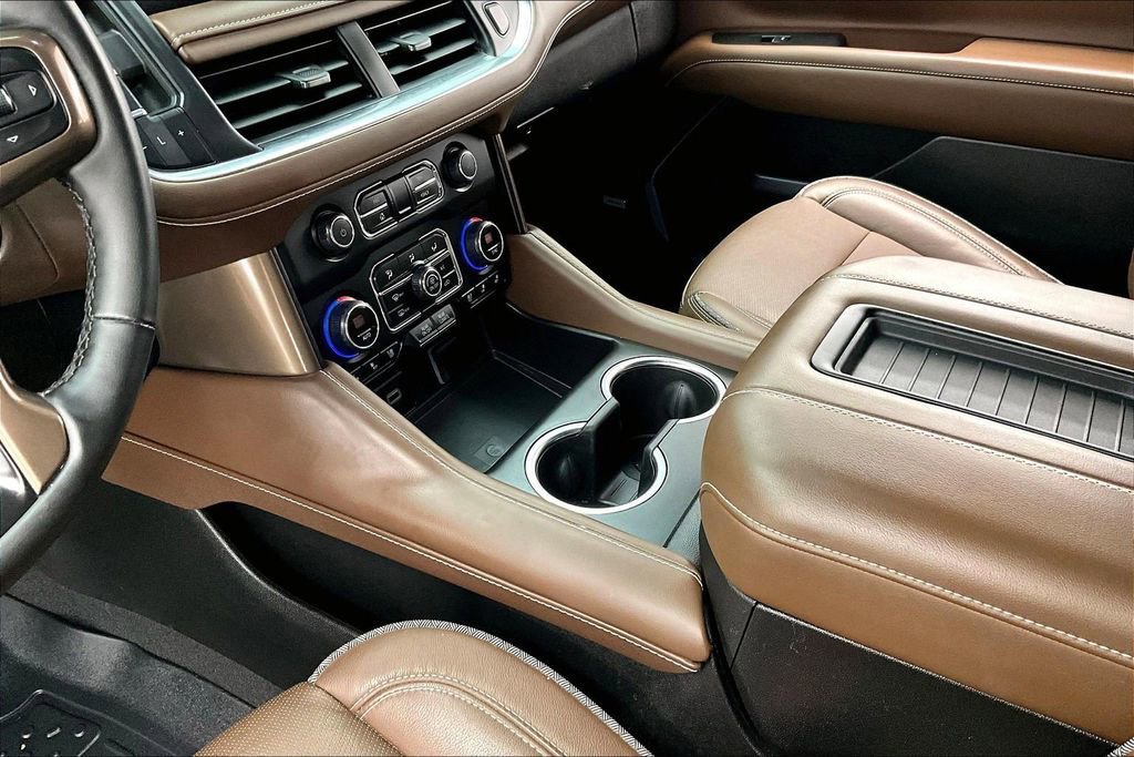 Used 2024 Chevrolet Tahoe High Country image 15