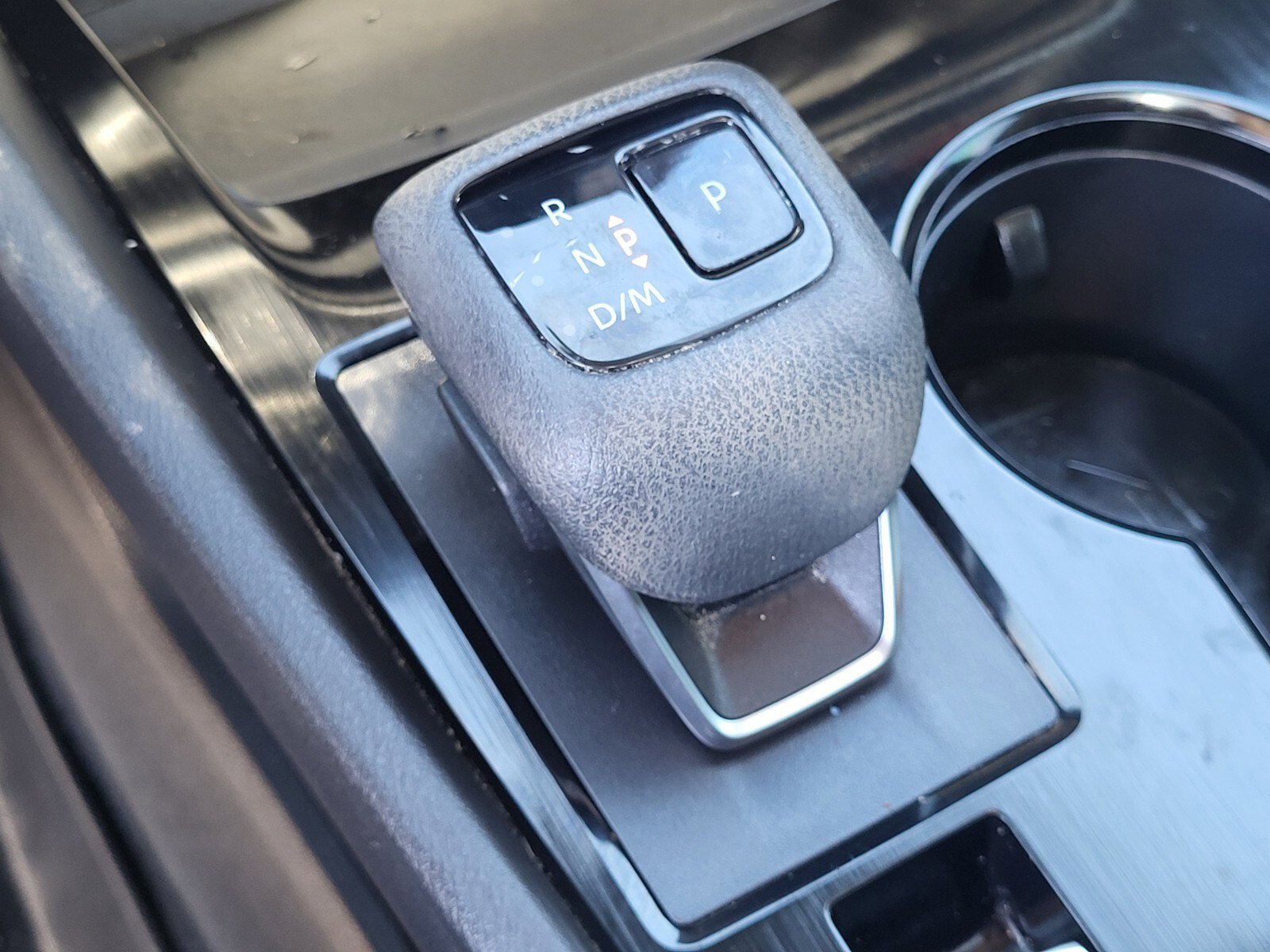 Used 2023 Nissan Rogue SV w/ SV Premium B Package image 26