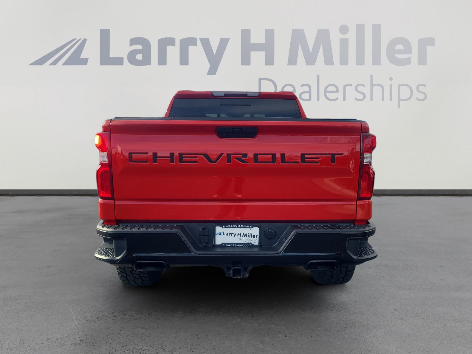 Used 2020 Chevrolet Silverado 1500 LT Trail Boss image 4