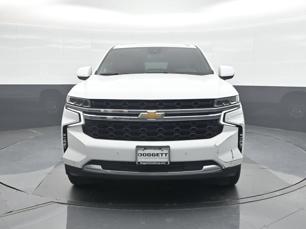 Used 2023 Chevrolet Suburban LS RWD image 5