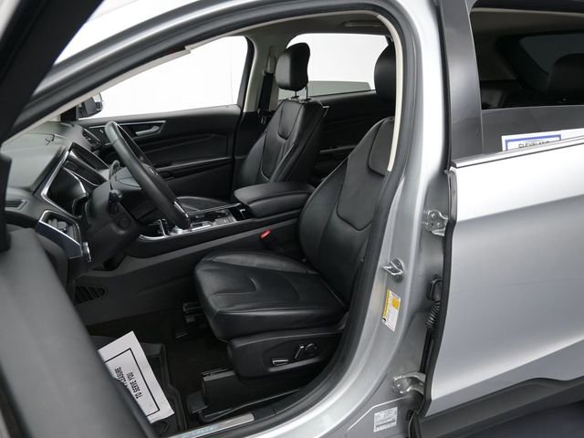 Certified 2019 Ford Edge Titanium image 11